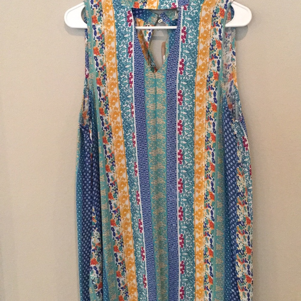 Dress - Picture 3 of 4